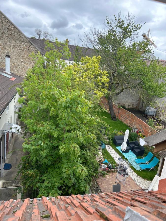 F3 Au Grenier D'Une Maison Massy  Εξωτερικό φωτογραφία